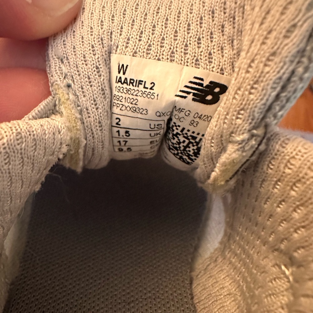 New Balance Baby Sneakers - Picture 4 of 4